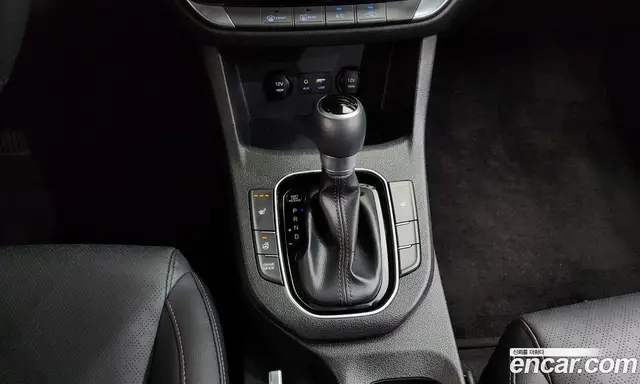 Hyundai i30 2018 1.4 автомат (гидро), миниатюра 9