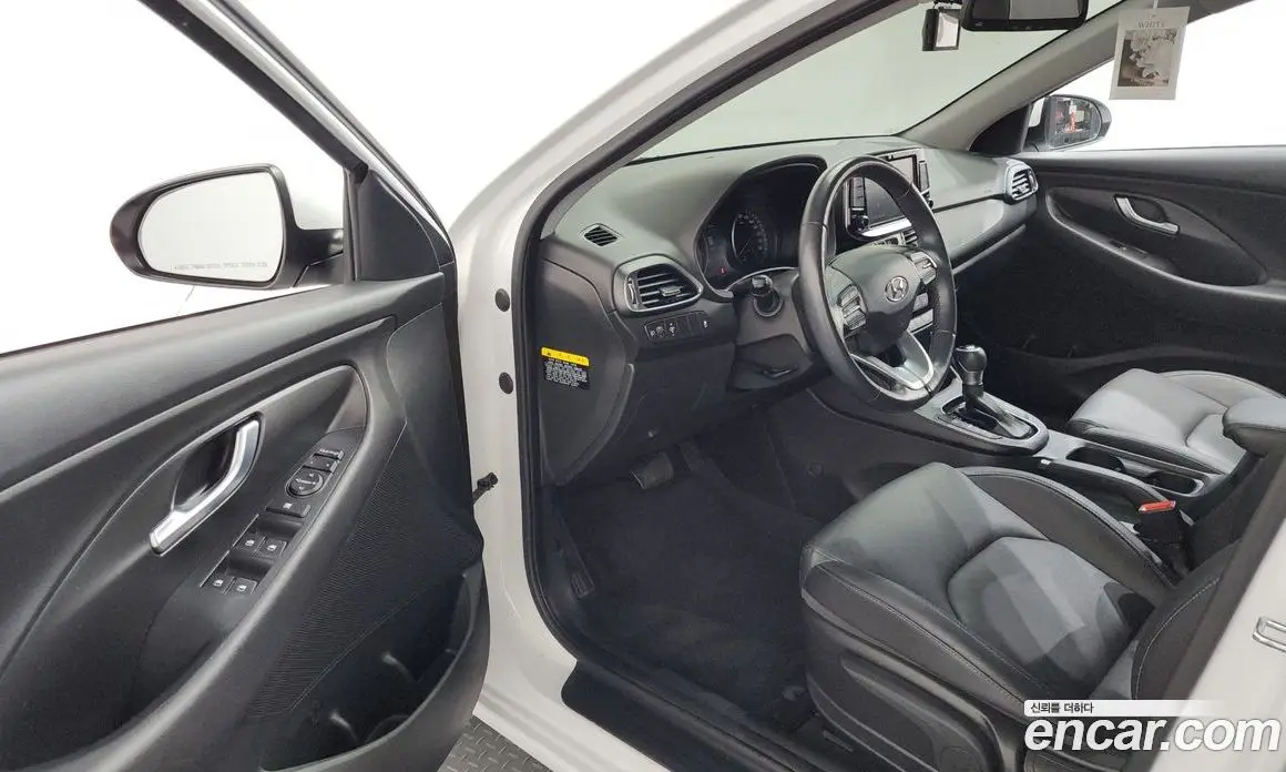 Hyundai i30 2018 1.4 автомат (гидро), фото 10