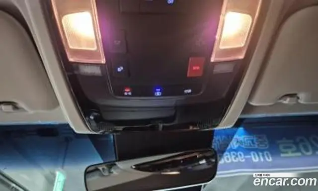 Hyundai Staria 2024 3.5 автомат (гидро), миниатюра 8