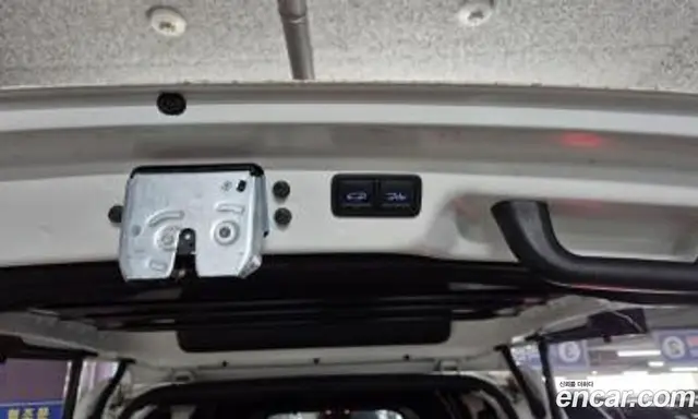 Hyundai Staria 2024 3.5 автомат (гидро), миниатюра 9