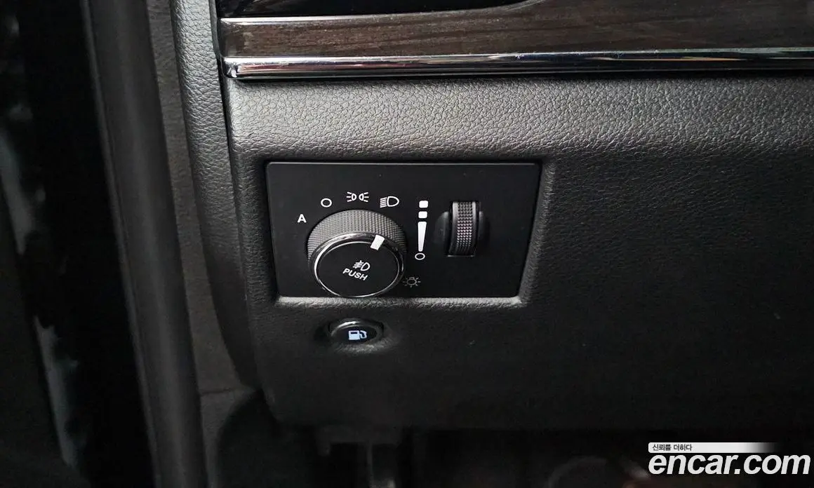 Jeep Cherokee 2019 3.6 автомат (гидро), фото 27