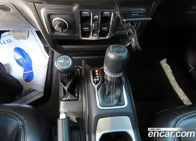 Jeep Wrangler 2022 2.0 автомат (гидро), миниатюра 10