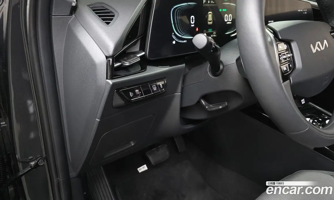 Kia Niro 2024 1.6 автомат (гидро), фото 19