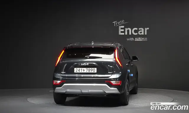 Kia Niro 2024 1.6 автомат (гидро), миниатюра 4