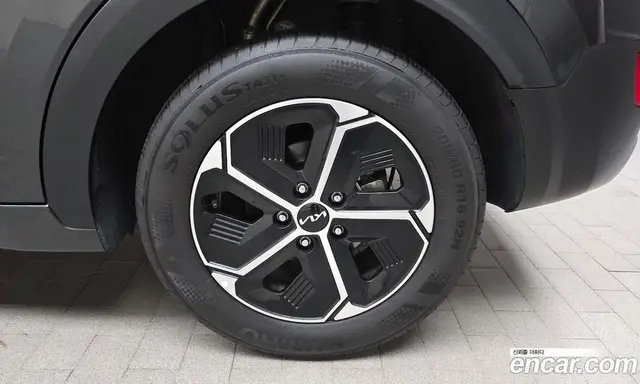 Kia Niro 2024 1.6 автомат (гидро), миниатюра 7