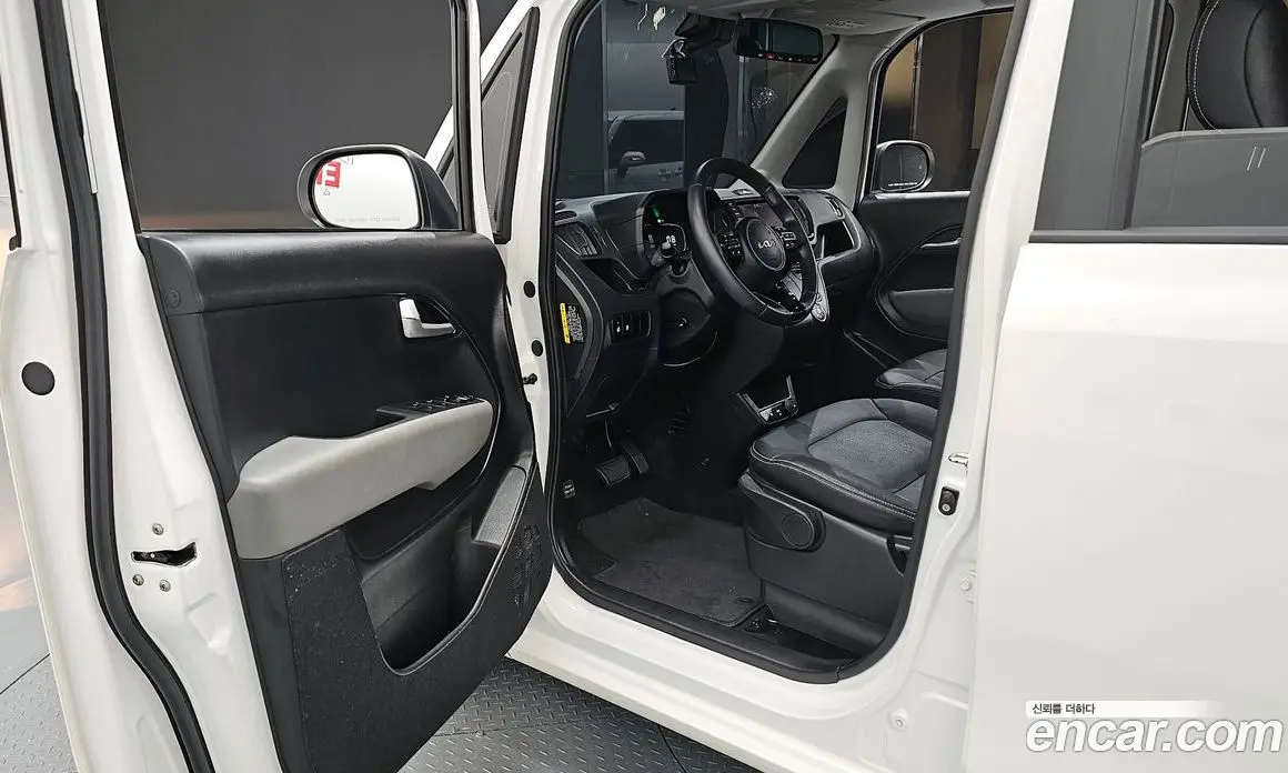 Kia Ray 2022 1.0 автомат (гидро), фото 13