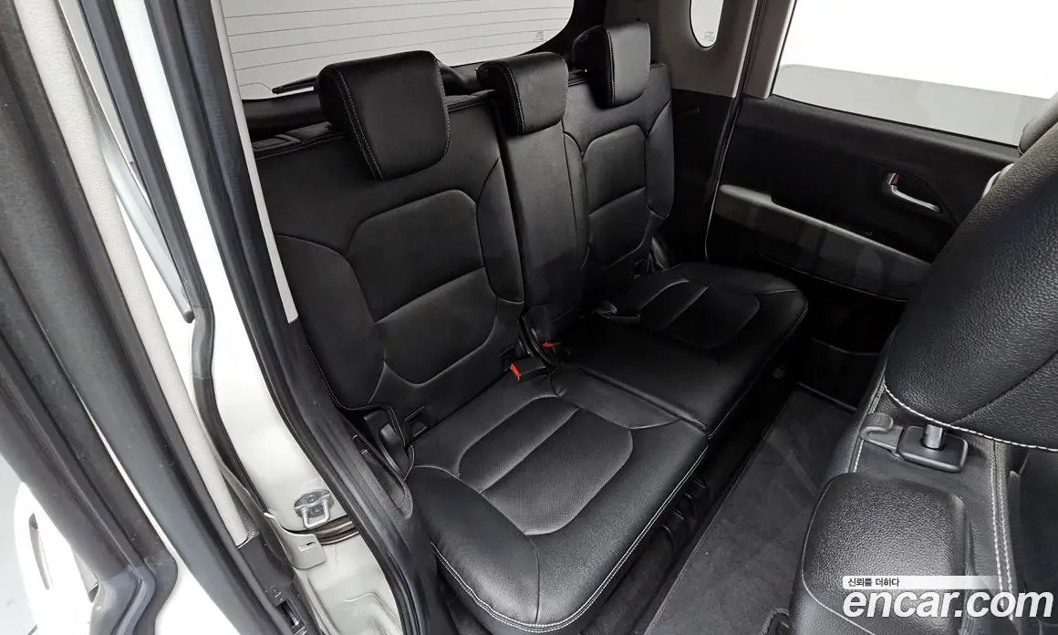 Kia Ray 2022 1.0 автомат (гидро), фото 16