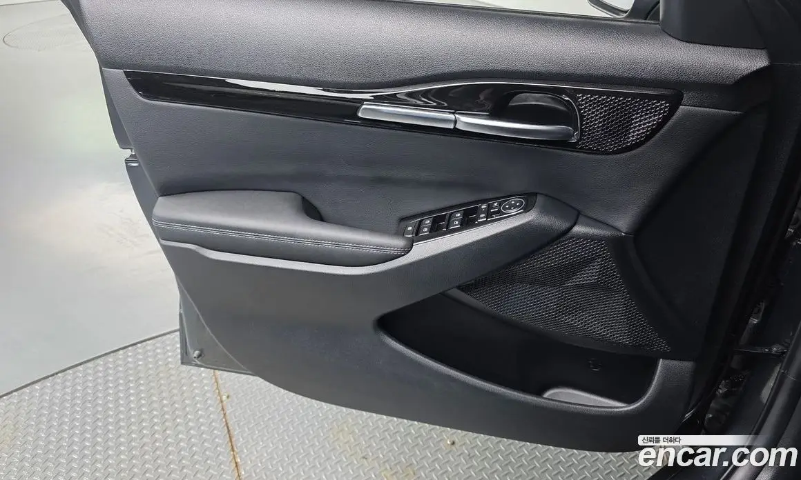 Kia Seltos 2023 2.0 автомат (гидро), фото 14