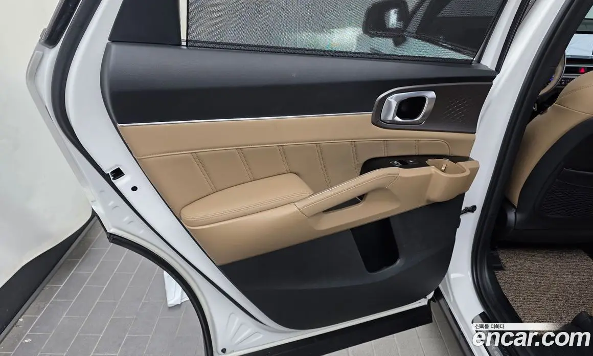 Kia Sorento 2023 2.2 автомат (гидро), фото 15
