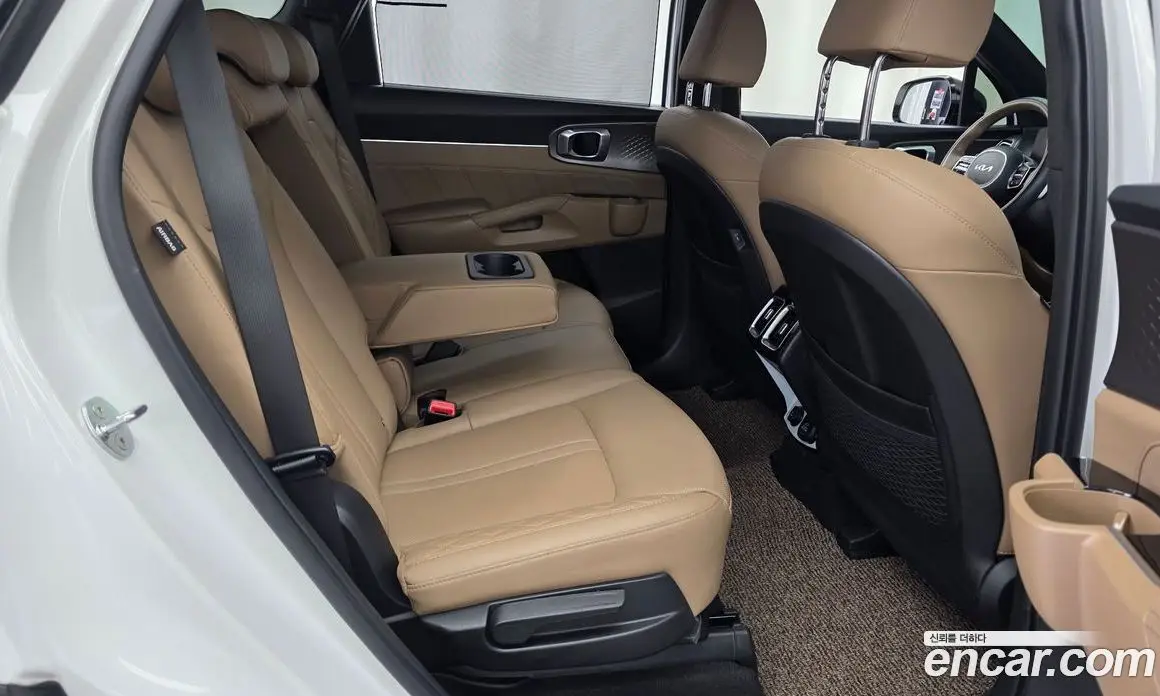 Kia Sorento 2023 2.2 автомат (гидро), фото 17