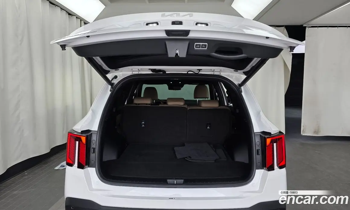 Kia Sorento 2023 2.2 автомат (гидро), фото 22