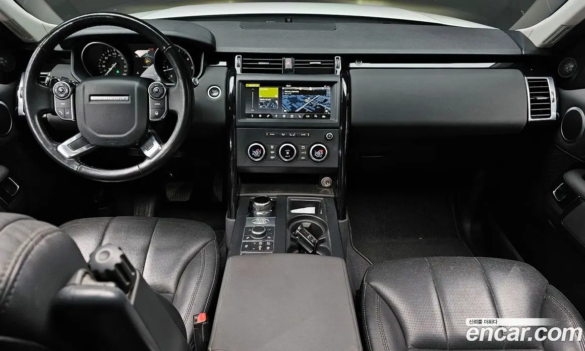 Land Rover Discovery 2018 2.0 автомат (гидро), фото 7