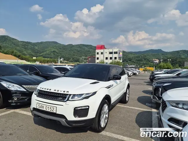Land Rover Range Rover Evoque 2015 2.0 автомат (гидро), миниатюра 2