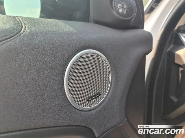 Land Rover Range Rover Evoque 2015 2.0 автомат (гидро), миниатюра 11