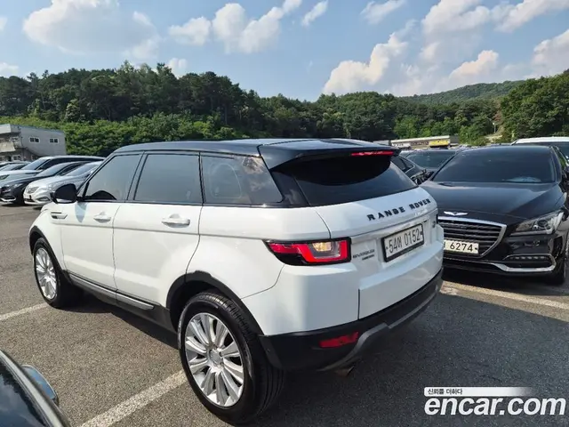 Land Rover Range Rover Evoque 2015 2.0 автомат (гидро), миниатюра 3
