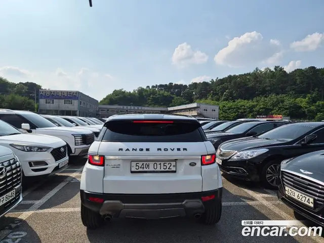 Land Rover Range Rover Evoque 2015 2.0 автомат (гидро), миниатюра 4