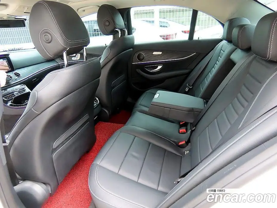 Mercedes-Benz E-Class 2017 2.0 автомат (гидро), фото 6