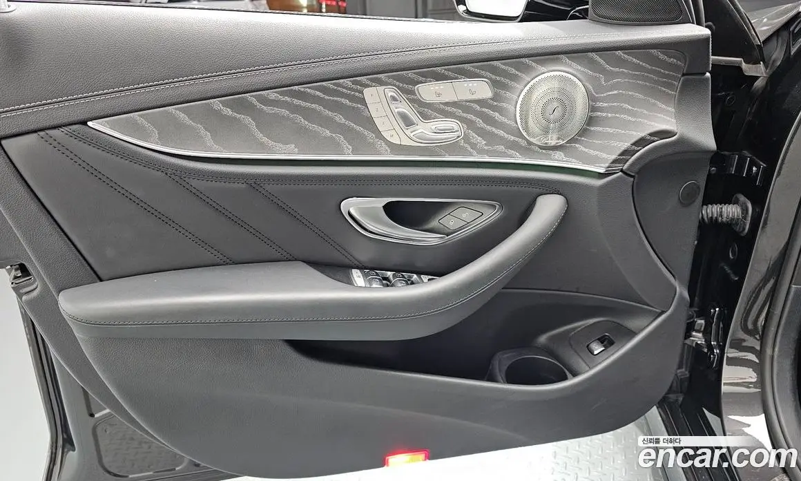Mercedes-Benz E-Class 2022 3.0 автомат (гидро), фото 14