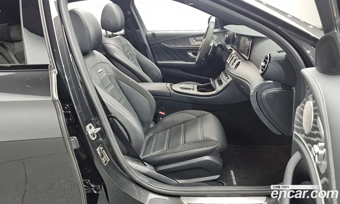 Mercedes-Benz E-Class 2022 3.0 автомат (гидро), фото 16