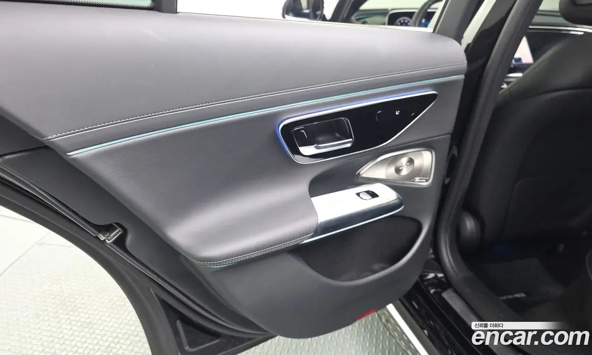 Mercedes-Benz E-Class 2024 2.0 автомат (гидро), фото 15
