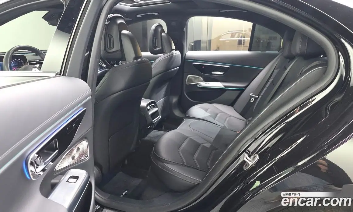 Mercedes-Benz E-Class 2024 2.0 автомат (гидро), фото 16