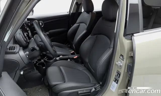 Mini Cooper 2019 1.5 автомат (гидро), миниатюра 4