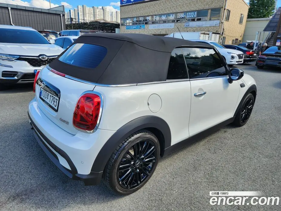 Mini Cooper Convertible 2024 1.5 автомат (гидро), фото 20
