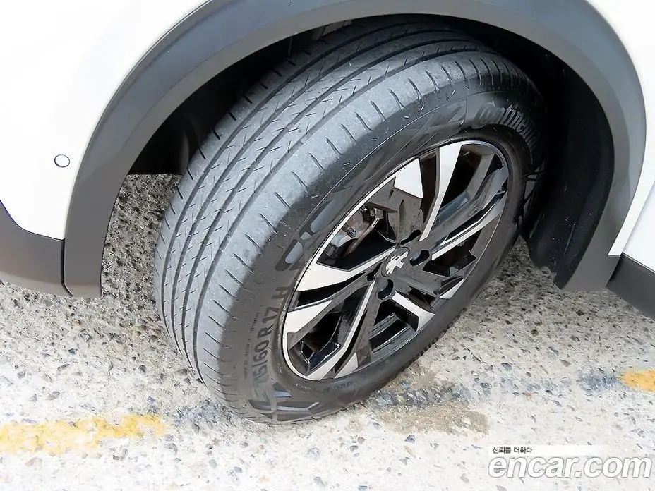 Peugeot 2008 2023 1.6 автомат (гидро), фото 19