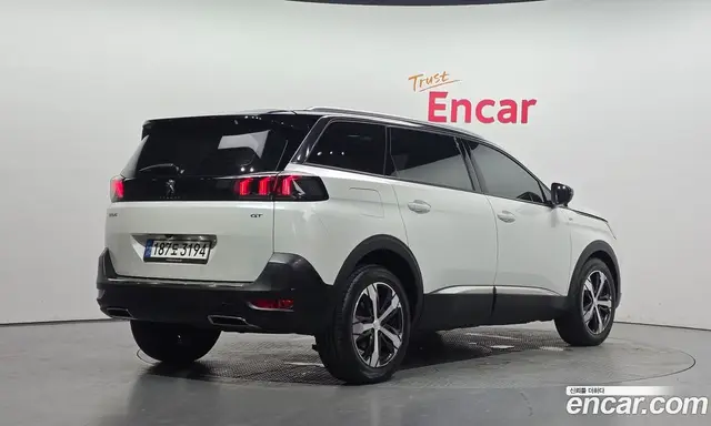 Peugeot 5008 2022 1.2 автомат (гидро), миниатюра 2