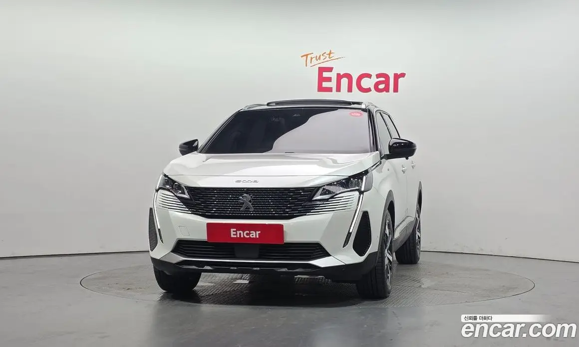 Peugeot 5008 2022 1.2 автомат (гидро), фото 3
