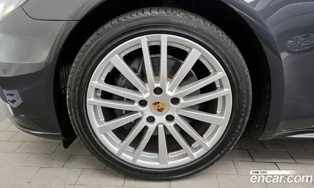 Porsche Panamera 2018 3.0 автомат (гидро), миниатюра 5