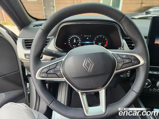 Renault (Samsung) Arkana 2024 1.6 автомат (гидро), миниатюра 9