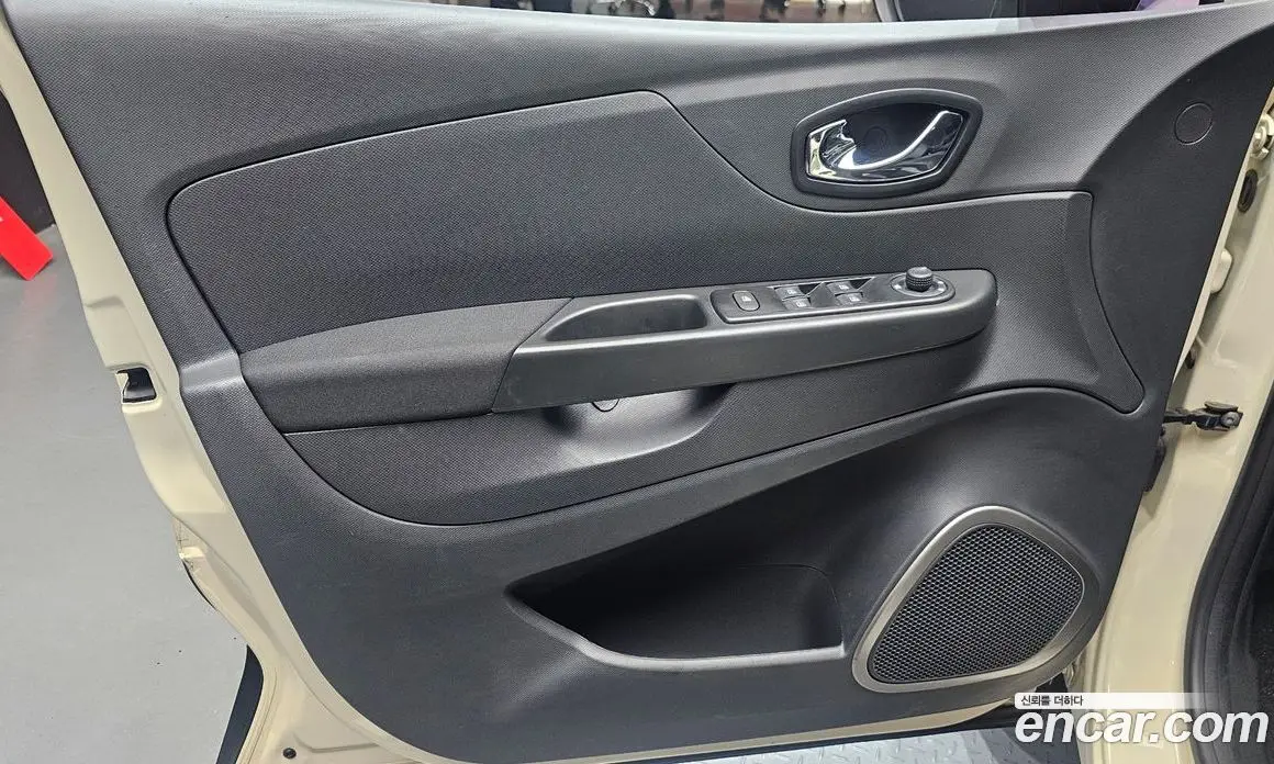 Renault (Samsung) QM3 2016 1.5 автомат (гидро), фото 14