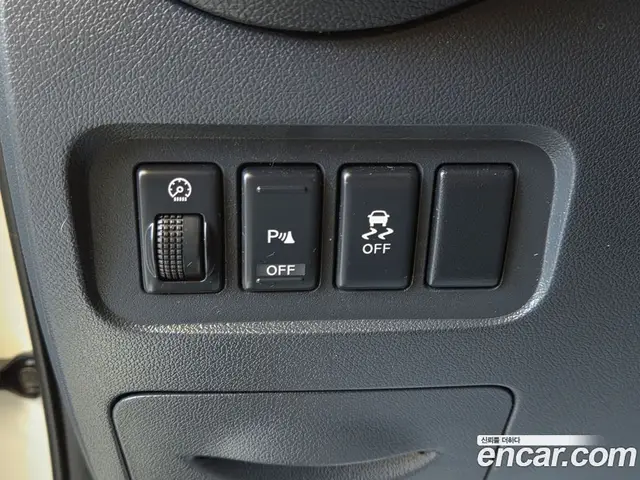 Renault (Samsung) QM5 2014 2.0 автомат (гидро), миниатюра 6 Renault (Samsung) QM5 2014 2.0 автомат (гидро), миниатюра 6