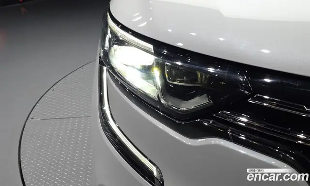 Renault (Samsung) QM6 2016 2.0 автомат (гидро), миниатюра 8