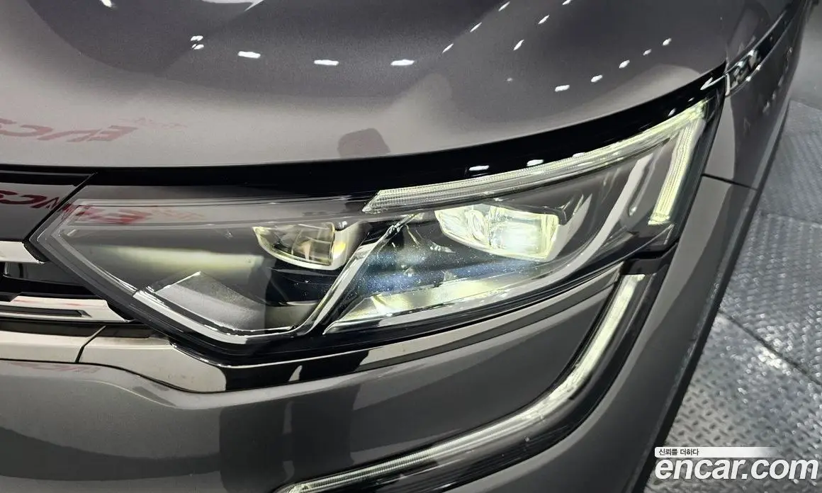 Renault (Samsung) QM6 2018 2.0 автомат (гидро), фото 8 Renault (Samsung) QM6 2018 2.0 автомат (гидро), фото 8