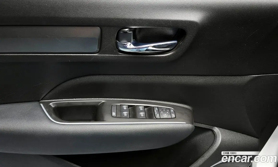 Renault (Samsung) QM6 2023 2.0 автомат (гидро), фото 14