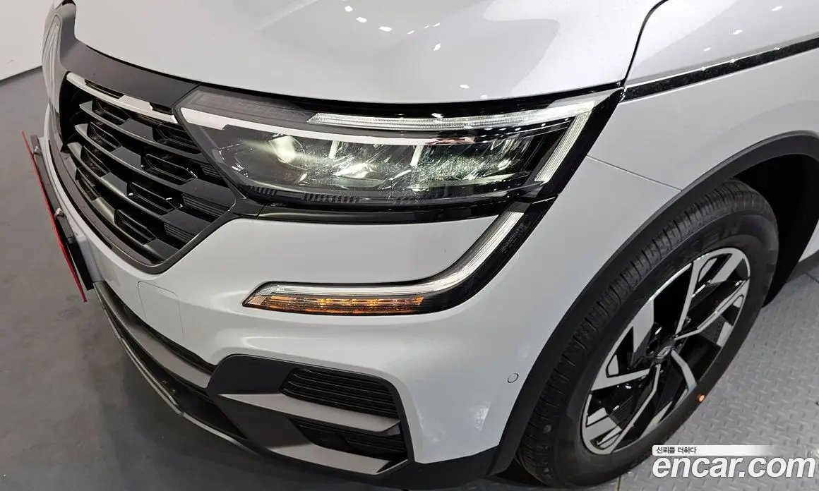 Renault (Samsung) QM6 2026 2.0 автомат (гидро), фото 8
