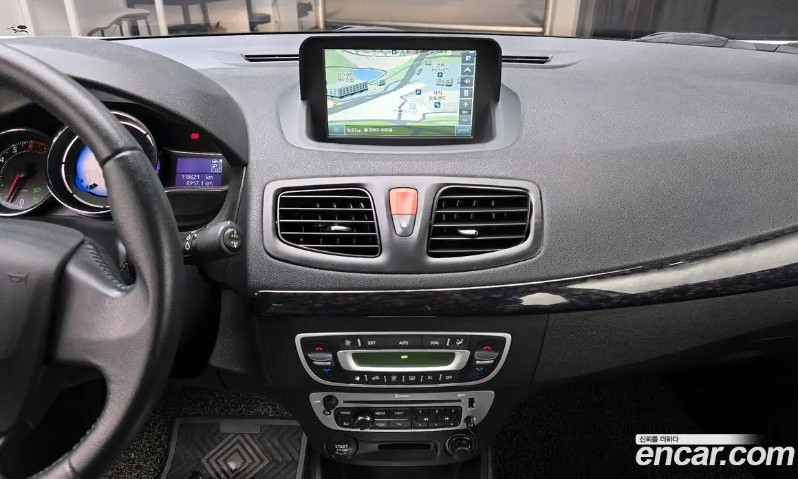Renault (Samsung) SM3 2015 1.6 автомат (гидро), фото 15