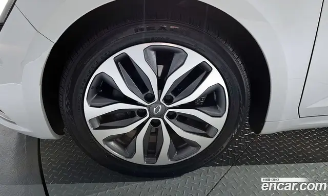 Renault (Samsung) SM6 2017 1.5 автомат (гидро), миниатюра 5