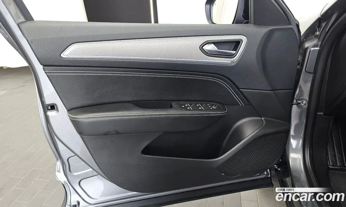 Renault (Samsung) XM3 2022 1.6 автомат (гидро), фото 14