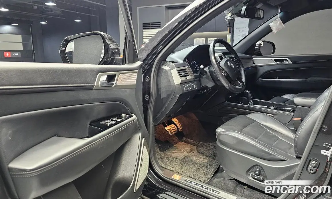 SsangYong Rexton 2017 2.2 автомат (гидро), фото 13