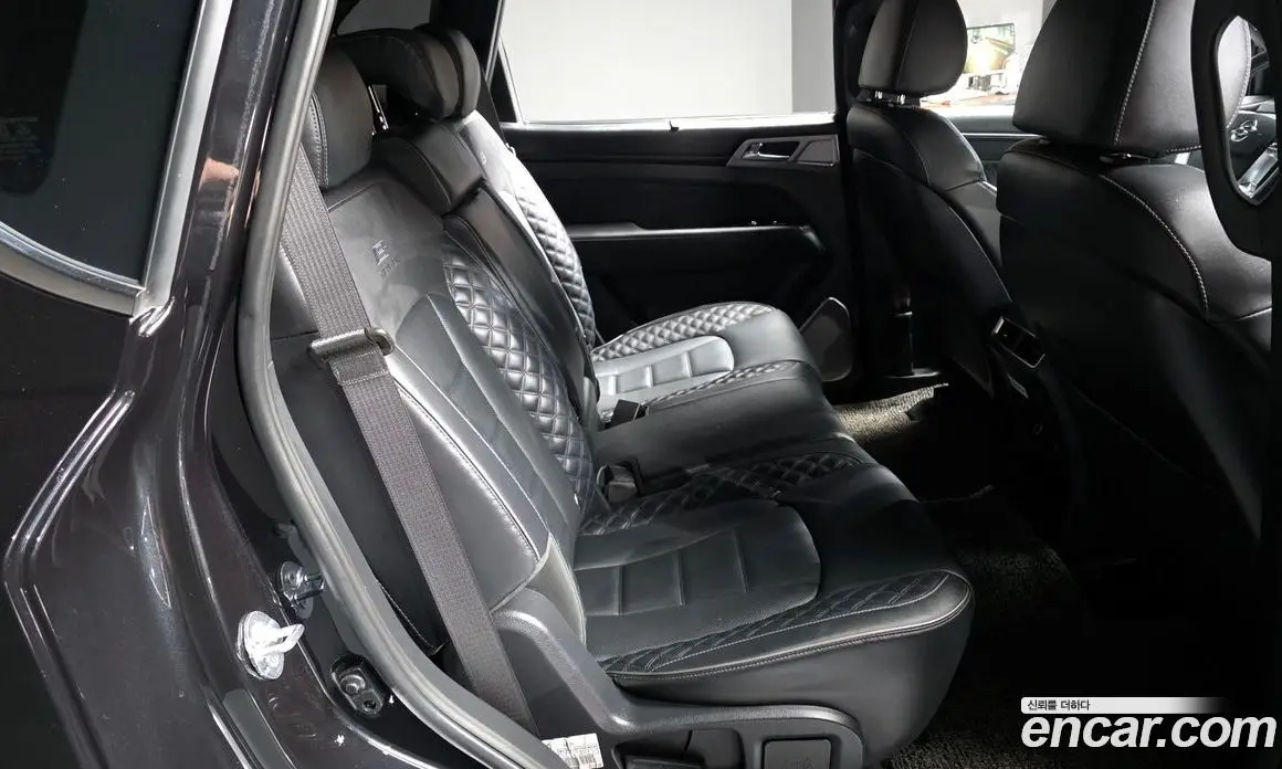 SsangYong Rexton 2022 2.2 автомат (гидро), фото 12