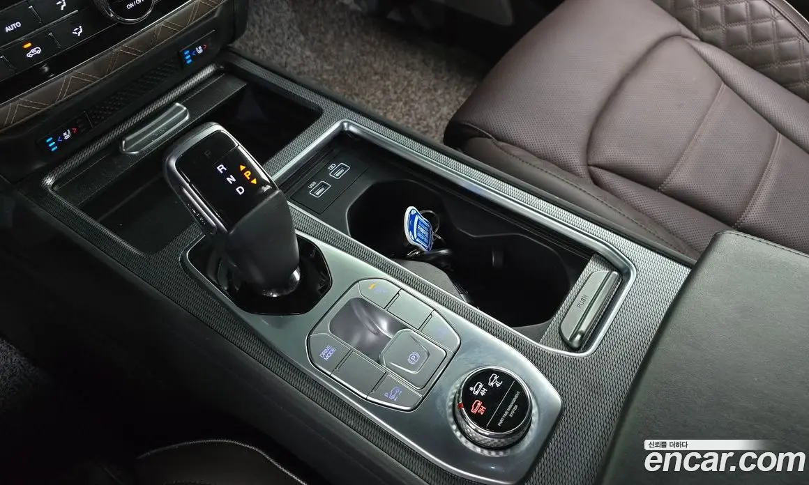 SsangYong Rexton 2022 2.2 автомат (гидро), фото 9