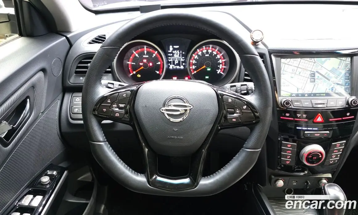 SsangYong TIBOLI 2017 1.6 автомат (гидро), фото 13