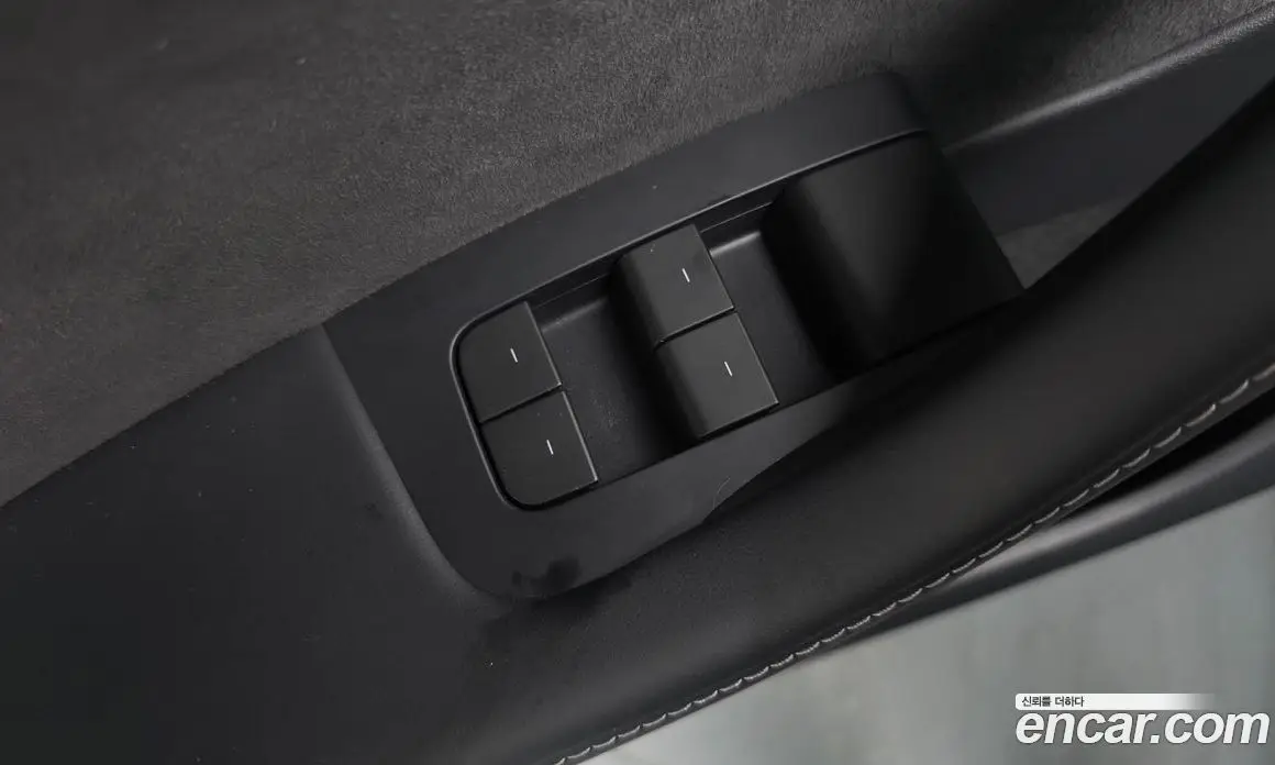 Tesla Model Y 2023 0.2 автомат (гидро), фото 28 Tesla Model Y 2023 0.2 автомат (гидро), фото 28