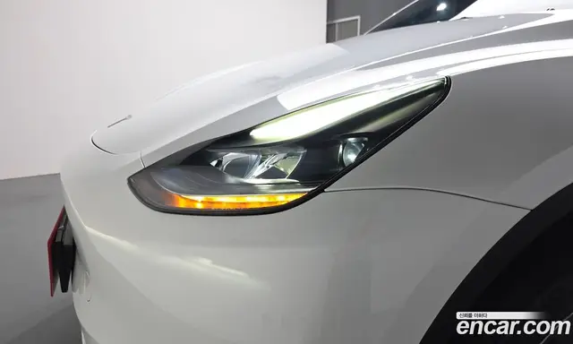 Tesla Model Y 2023 0.2 автомат (гидро), миниатюра 7 Tesla Model Y 2023 0.2 автомат (гидро), миниатюра 7