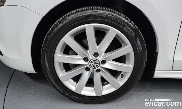 Volkswagen Jetta 2014 2.0 автомат (гидро), миниатюра 5