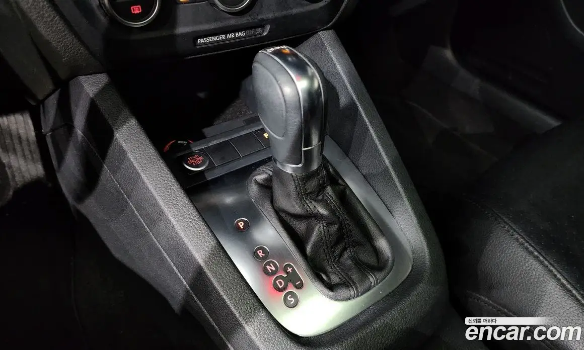 Volkswagen Jetta 2014 2.0 автомат (гидро), фото 9