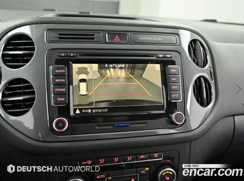 Volkswagen Tiguan 2012 2.0 автомат (гидро), фото 15